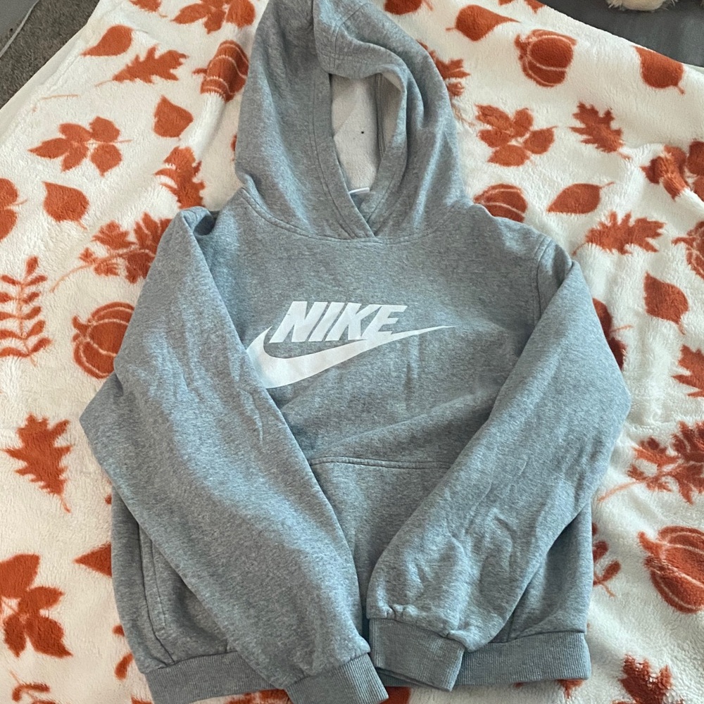 Nike Heather Gray Pullover Hoodie